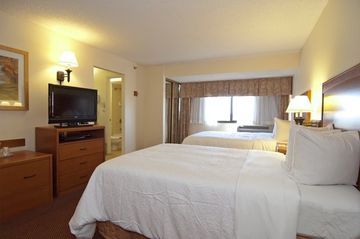 H I Express & Suites San Antonio Medical-Six Flags Kültér fotó