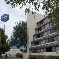 H I Express & Suites San Antonio Medical-Six Flags Kültér fotó